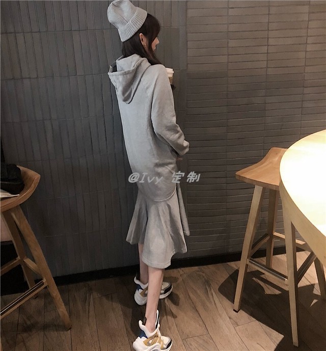 楽ちんコーデ アシメトリー フィッシュテール ワンピース パーカーワンピ グレー シンプル カジュアル レディース 秋冬 デイリー 着回し おしゃれ Ptnym3418 Shop Suba