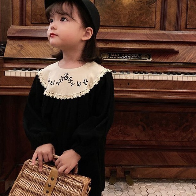 a W 秋 春 キッズ 刺繍 ワンピース 長袖 Aライン ワンピース ふんわり 可愛い 女の子 韓国 子供服 ベージュ ブラック 黒 白 80 130 Clea