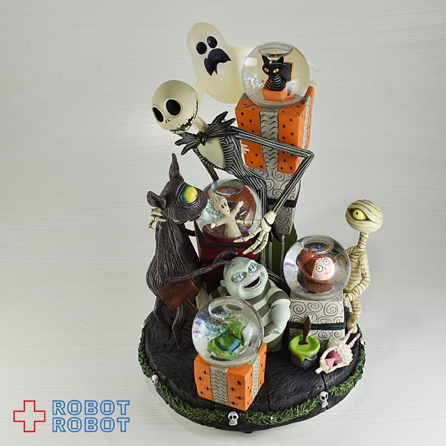 期間限定開催 スノードーム ディズニー ナイトメアー ビフォア クリスマス ジャック サリー クリスマス プレゼント サンタクロース ツリー Westland Giftware Resin Water Globe Disney The Nightmare Before Christmas Eternal Love 85mm 高知インター店