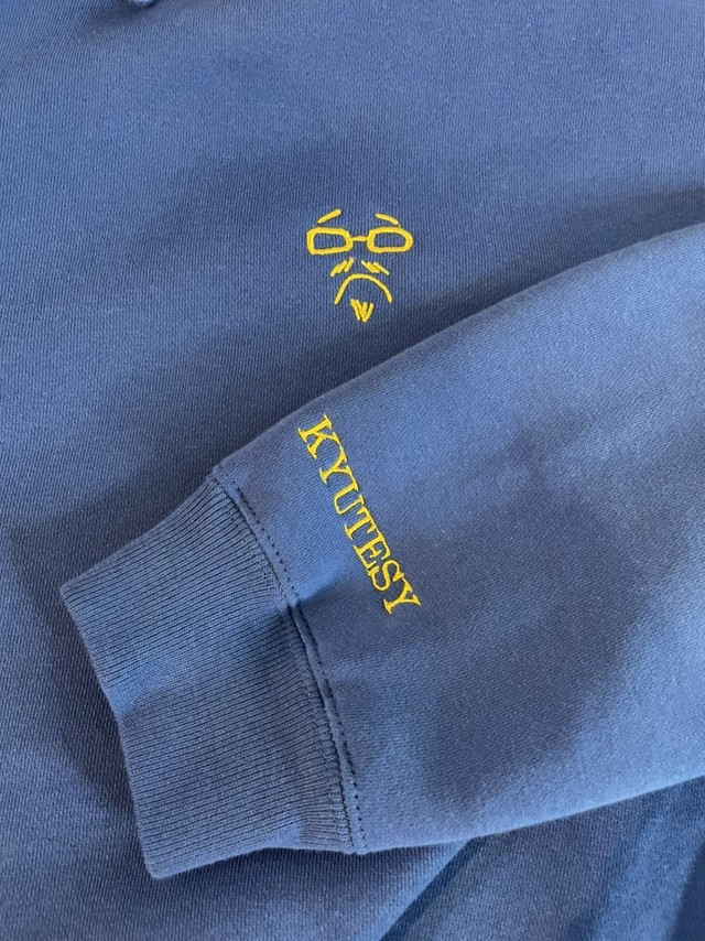 Tiktokerきゅーさん ぶりっこおじさんのオフィシャルパーカー Unite9 On Line Shop