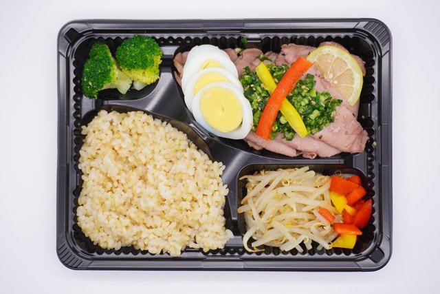 ローストビーフ弁当(ネギ塩ダレ)
