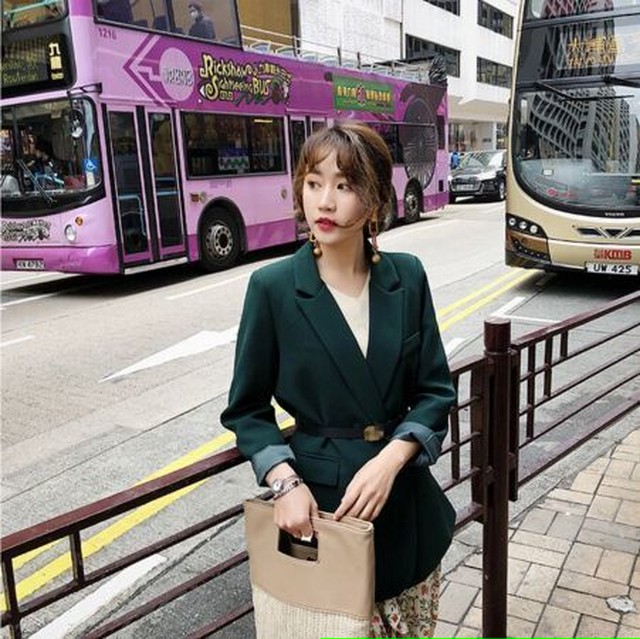 ダークグリーンジャケットレディース ウール 深いグリーン きれい 派手過ぎない おしゃれ あか抜けコーデ Lalas