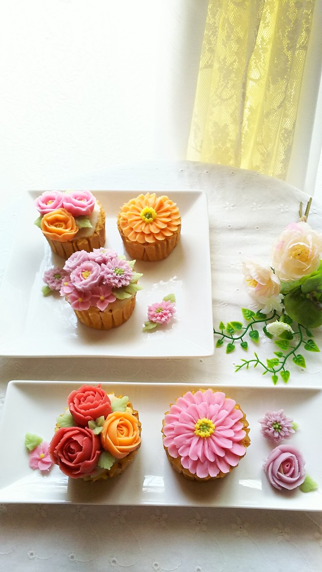 秋autumn フラワーデザインカップケーキa4個入り アトリエ花かおり フラワーケーキ