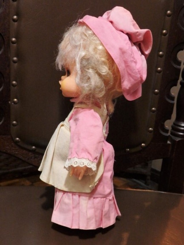 お人形 かわいいドール そばかすメイド モンチッチ 前期型 まとめ買い歓迎 ヒカウキ古道具商會 ーふるきよきもの なつかしきもののお店ー