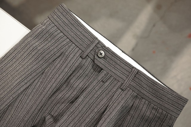 NEAT <TAPERED> DIRECTORS