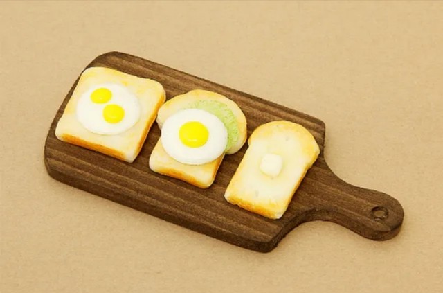 きのこ型食パン 立体型 レジン ミニチュア パン 食パン Abc500en