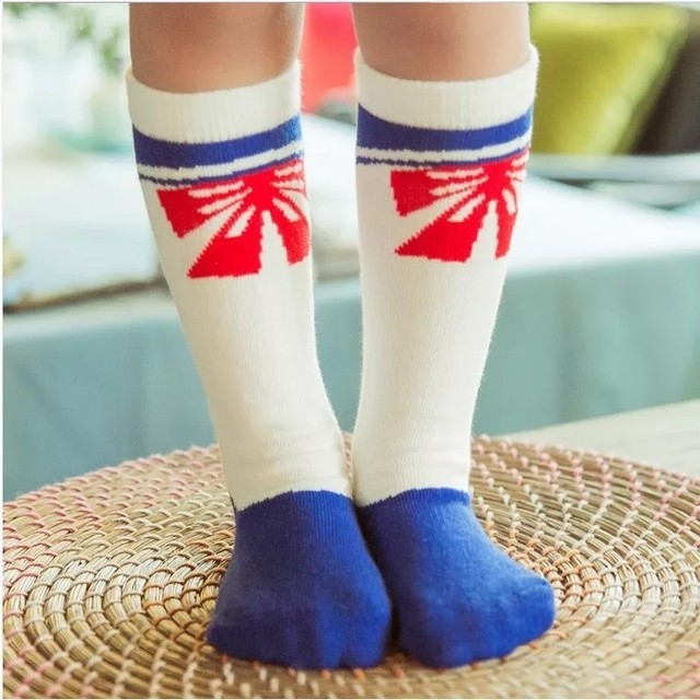 セーラー服風 とっても可愛いリボン柄インポートデザインソックス 靴下 子ども 女 Hikari Socks インポート靴下専門店です