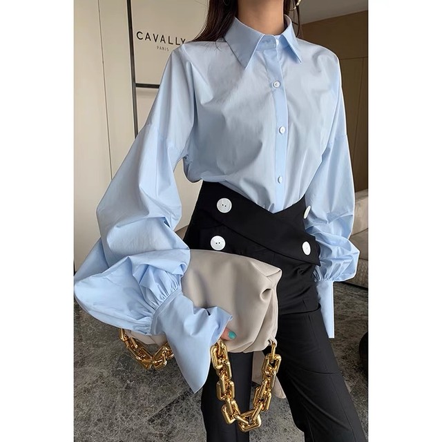 volume sleeve shirt
