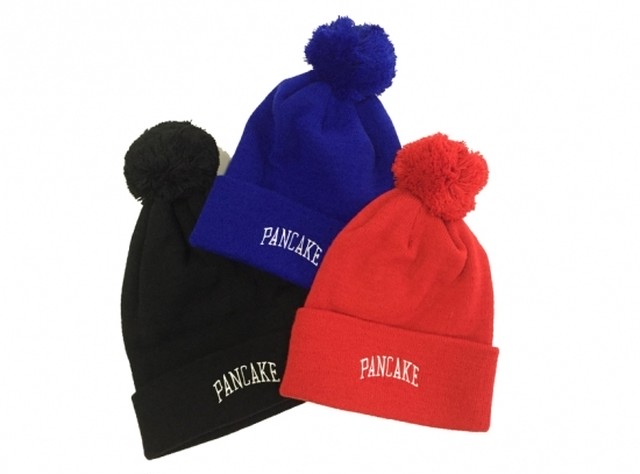 ARCH LOGO POMPOM BEANIE / PANCAKE