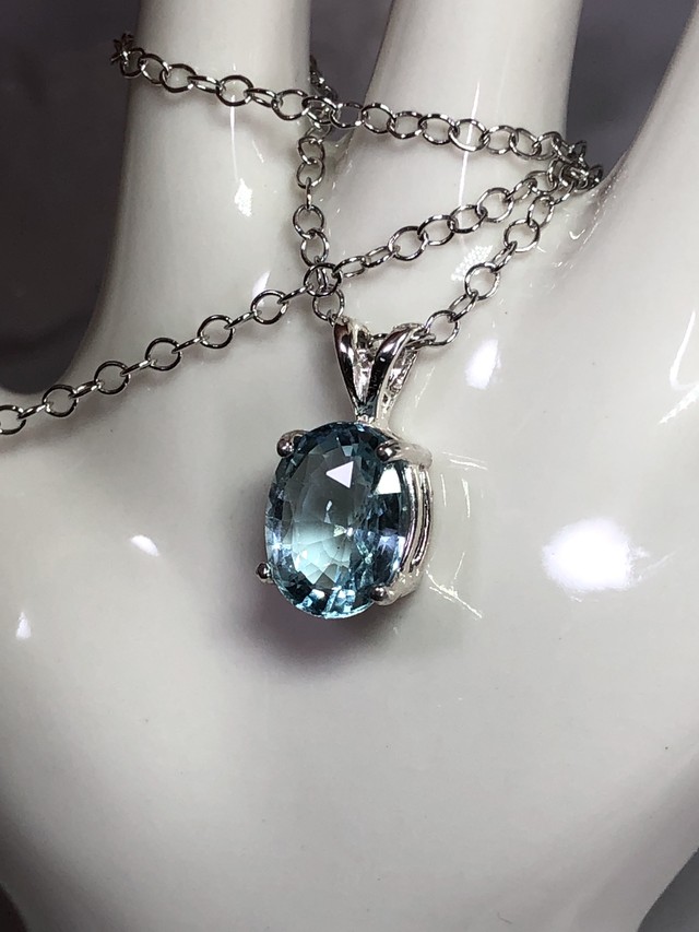 大粒アクアマリンのシンプルネックレス Jewelry Albireo