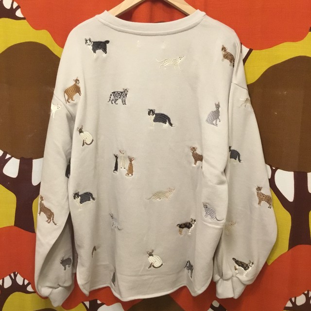 ネコ刺繍スウェット Freegia