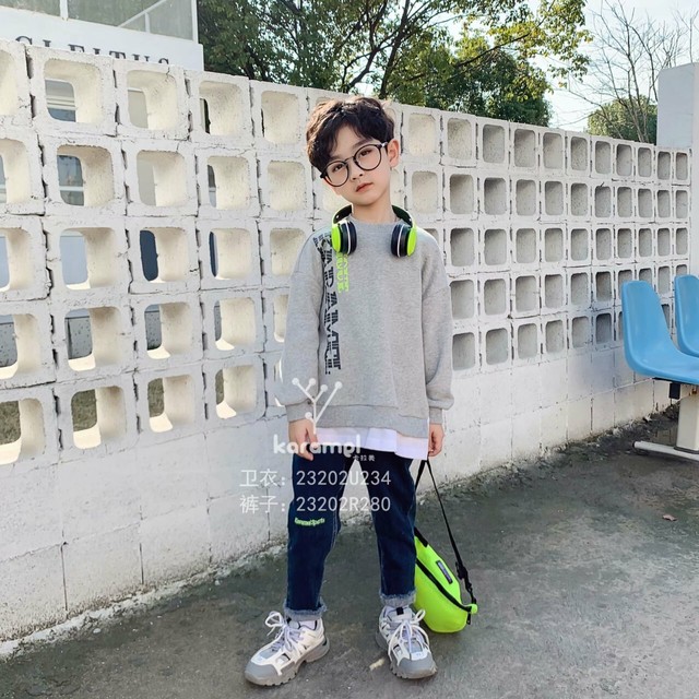 Karamel 海外ブランド 秋 新作 子供服 ロゴ入りサイドスリット重ね着風トレーナー 100 160 232u234 Lirisnow