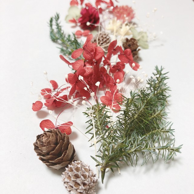 ハーバリウムキット クリスマスmix 花材 あじさい カスミソウ プリザーブドフラワー The Anniversary