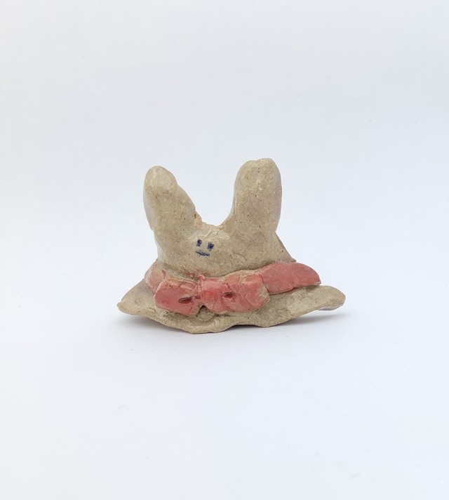usagi リボンをしたusagiブローチ