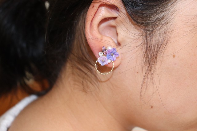 桔梗 ビジュー 輪っかのピアス イヤリング 大人可愛いハンドメイドアクセサリー ジュネ