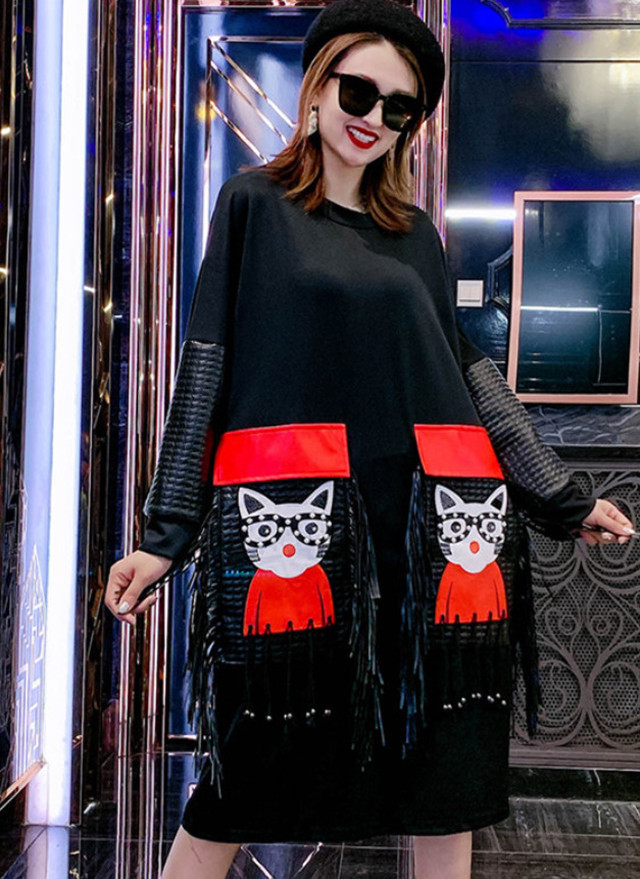 Top Mode ネコ眼鏡 トレーナーワンピ フリンジ 切り替え ビッグトレーナー ブラック 黒 ロングスウェット オーバーサイズ ビッグサイズ ワンピース 長袖 病み 個性的 変形 ゆるカジ モード ストリート系 原宿系 Sweet ヴィジュアル系 ライブ 舞台 ゴシック ステージ 衣装