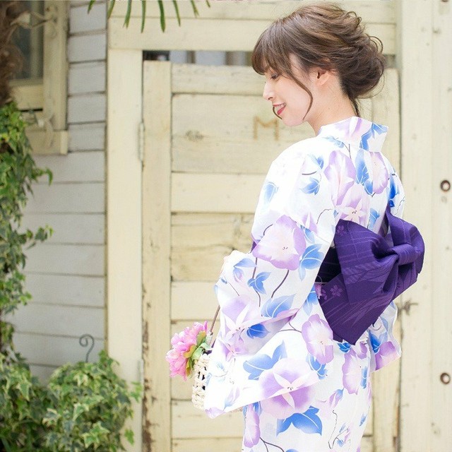 大特価 浴衣 レディース セット 京都本格 女性浴衣5点フルセット ゆかた 作り帯 下駄 腰ひも 着付マニュアル本 初心者もok 女子 人気 男ウケ トレンド 人気セレクト浴衣 和装 ショップ