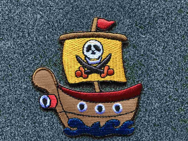ワッペン ２８ 海賊船 Kuchao