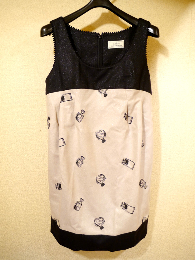 美品 グレースコンチネンタル バイカラー香水柄 ワンピース36 Dearlive Tokyo ディアライブ東京