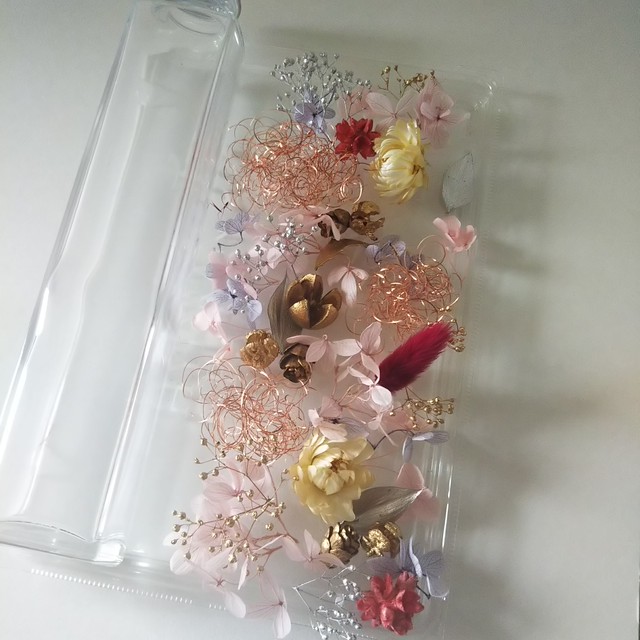 ハーバリウム制作キット ラブリーなクリスマス 大人可愛い プリザーブドフラワー 花材の種類豊富 四角柱瓶付 0ml Phylicahand