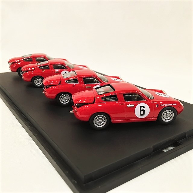 安心の定価販売 送料無料 ホビー 模型車 車 レーシングカー フィアットカブリオレギアレッドsolido Sb 143 Fiat 2300 S Cabriolet Ghia Rouge 133 数量は多