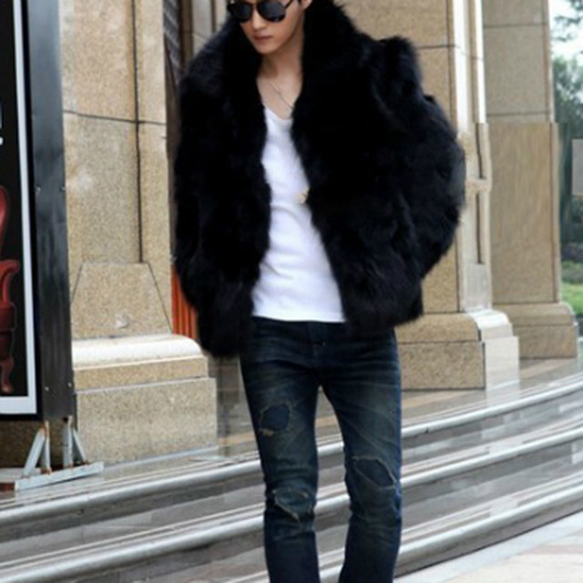 ゴージャスなファーコートが今季おススメ メンズレディースともにお