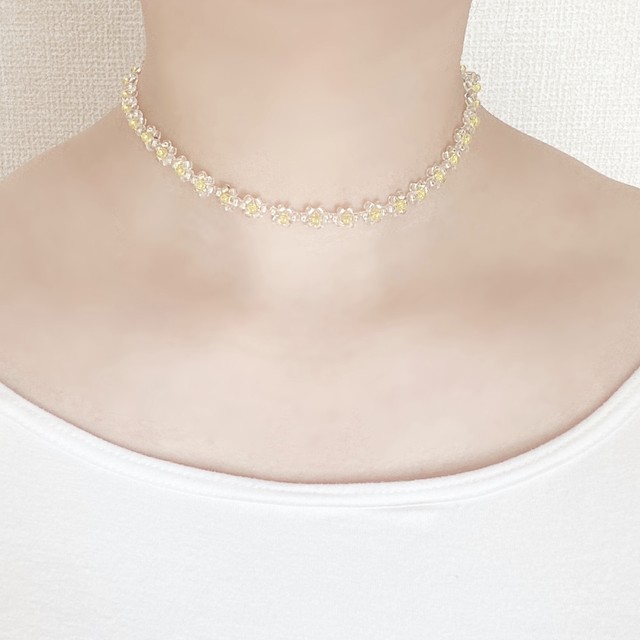 お花のビーズチョーカー ネックレス Tsunagu