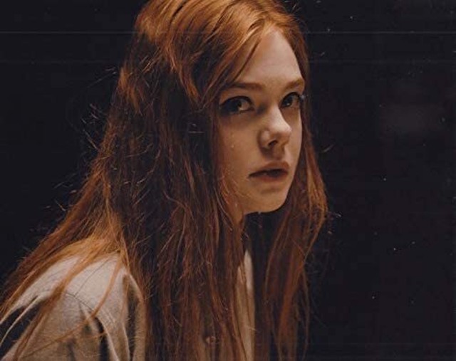 直輸入 大きな写真 ジンジャーの朝 エル ファニング Elle Fanning 5210 Movieimages 大分市府内町2 3 天神ビル101 080 42 9150