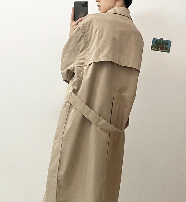 Korea 薄手ハーネスベルトルーズコート ロングジャケット スプリングオータム 春物 秋物 春夏秋冬 オルチャン K Pop アイドル 宝塚 オルチャンファッション 韓国ドラマ 韓国服 Kpop帽子 Kpop雑誌 Bts Niziu Twice Blackpink コリアン コリア 明洞 2b J9 Korea