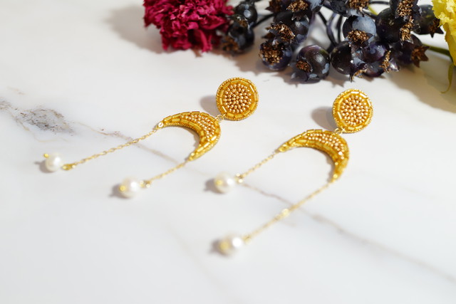 【刺繍ピアス】MoonG1
