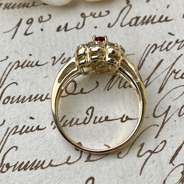 イギリスヴィンテージリング ルビー グリーンサファイア ダイヤモンド デイジーリング アンティークジュエリー Daisyring
