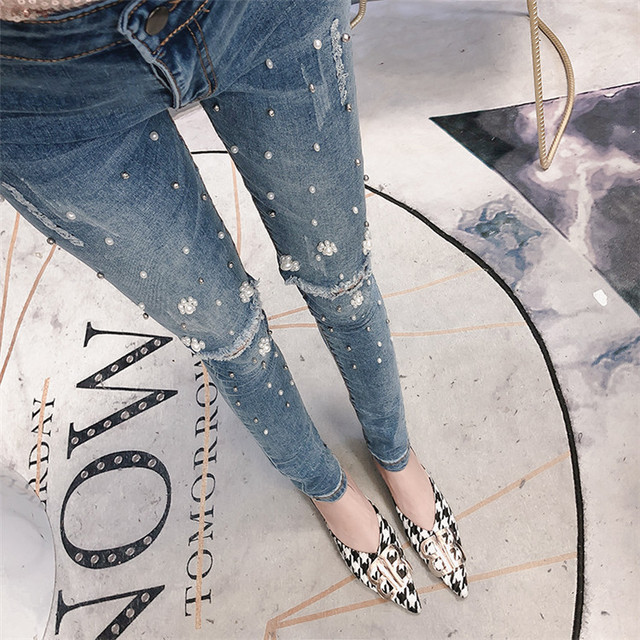 ファッショントレンド 元のジーンズ 破れ ファッション