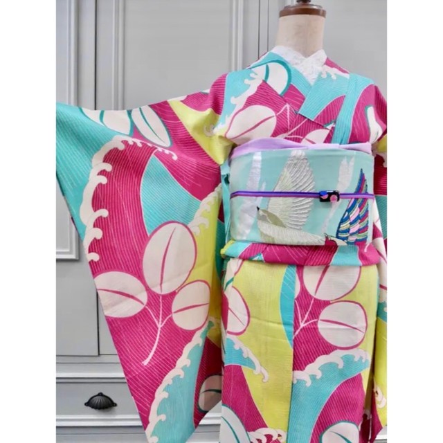 夏キモノ 絽 マゼンタピンクに波と萩模様 アンティーク着物 Kimono Tento