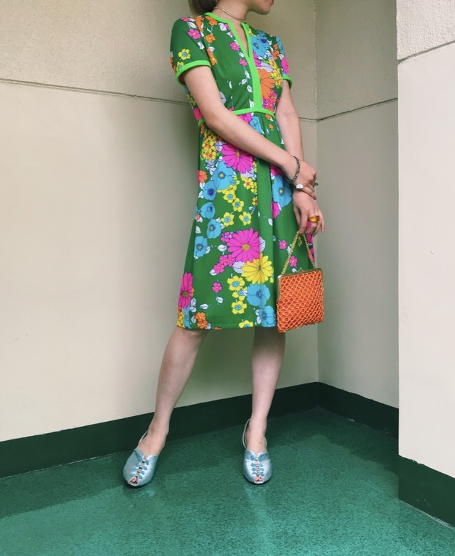 60s Green Floral Dress ヴィンテージ グリーン 花柄 ワンピース Riyad Vintage Shop