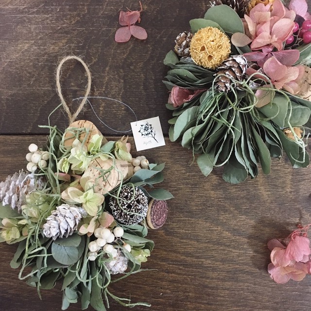 ユーカリ 葉っぱのリース Pink Nigella