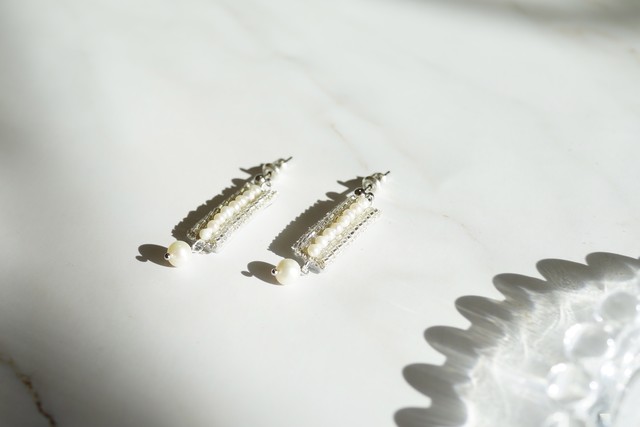 【刺繍ジュエリー】Silver beads✴︎ ▽注文時にピアス/イヤリングお選びいただけます