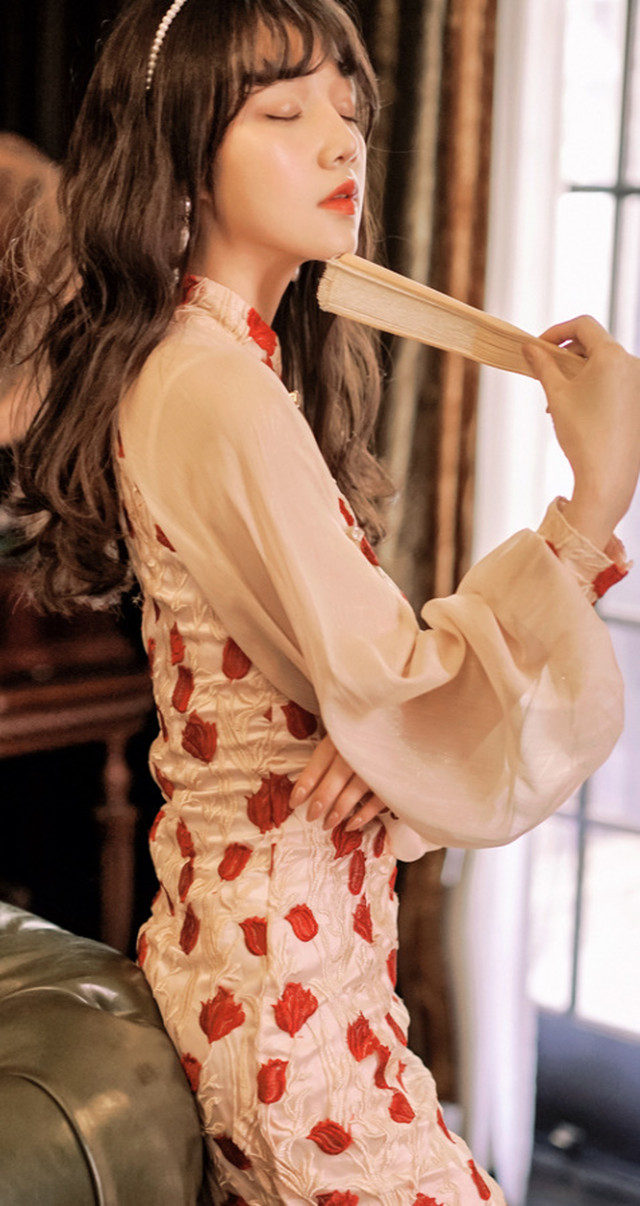 Top Mode ワンピース スリット ロング丈 チャイナ風 長袖 パフスリーブ 花柄 とろみ感 ヴィンテージ風 セクシー デコルテ カジュアル レッド 赤 Sweet フリンジ レトロ ルーズ デザイン ヴィジュアル系 ライブ 舞台 ステージ 衣装 春物 シンプル モード系 個性派