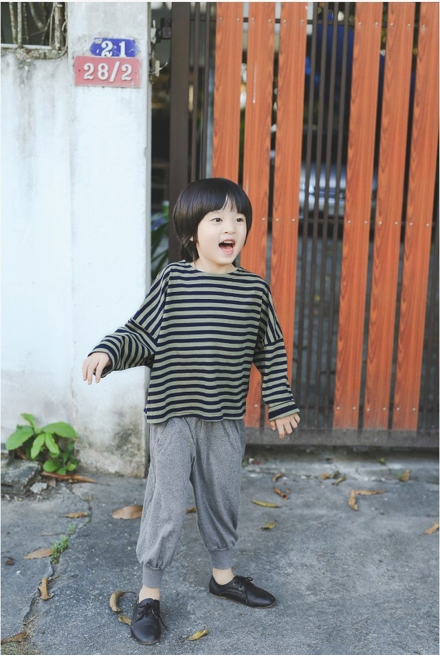 キッズ ボーイズ 男の子 ナチュラル シンプル 裾絞り パンツ 子供服 保育園幼稚園 キッズ 韓国子供服 お洒落 ナチュラル ズボン カジュアル着 お出かけ ズボン パンツ 韓国レディース キッズファッション Londonbridge ロンドンブリッジ