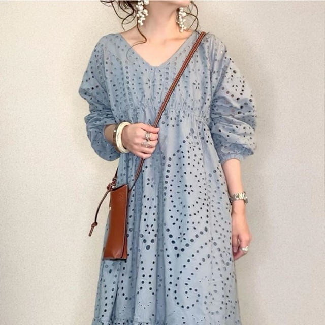 ロングワンピース レディース 秋冬 長袖 30代 40代 50代 パンチング ワンピ 大人可愛い ｖネック ふんわりワンピ レディース ミセス ワンピース K0554 Shopmall To You