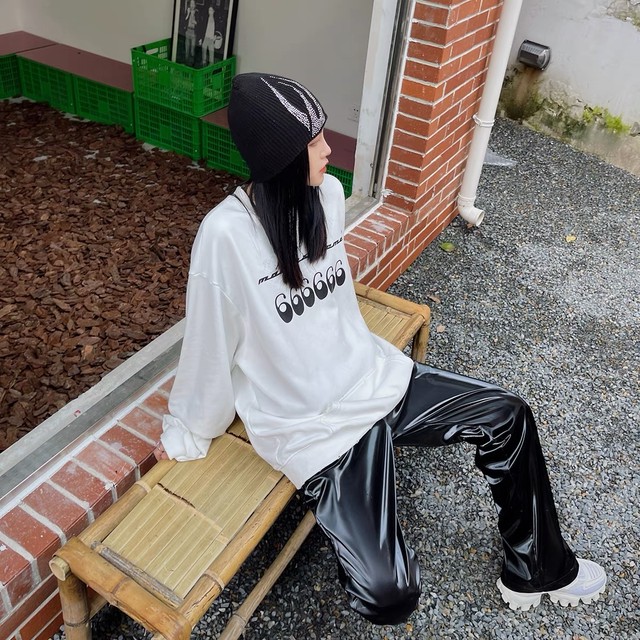 66 design sweat