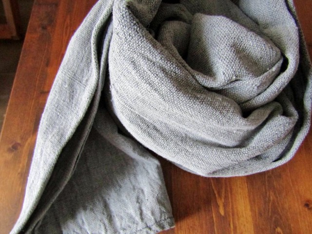 麻炭染め大判ストール Sunnydyeing