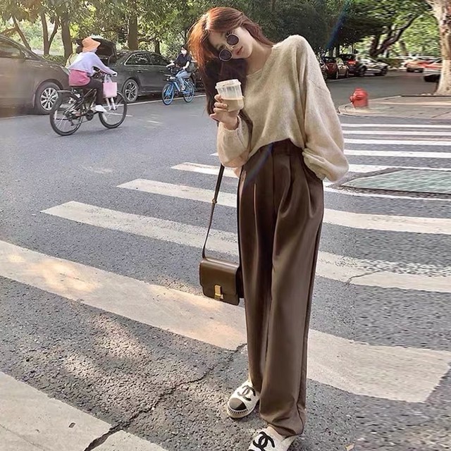 simple color tapered pants