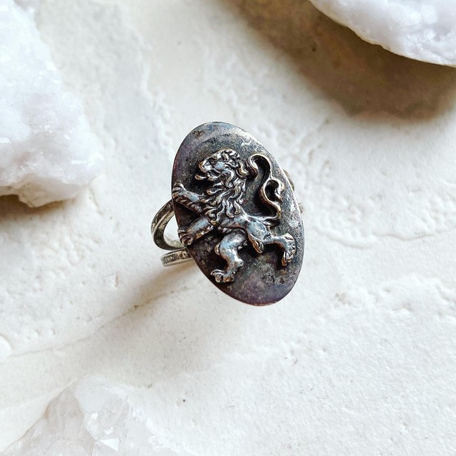 シルバー Shushu And Jojo