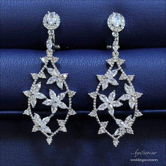 イヤリング By6sense ウェディングアクセサリー専門店 ブライダルアクセサリー