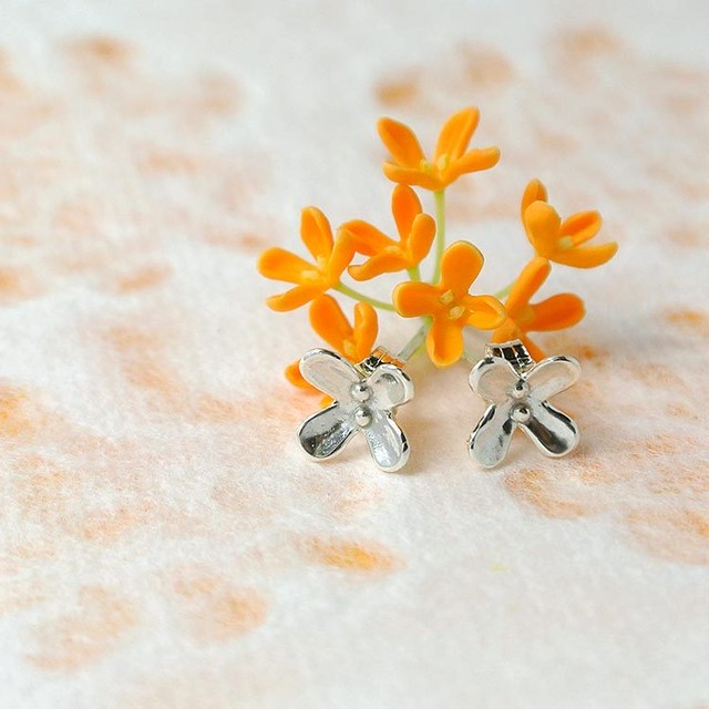 金木犀のピアス Cloud Bike クラウドバイク