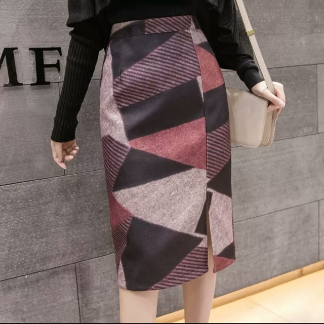 全2色 タイトスカート ひざ丈 ミディアム丈 個性的 大人 カジュアル キレイめ お出かけ お買い物 デート 女子会 通学 学生 通勤 秋冬 春 Like Fashion