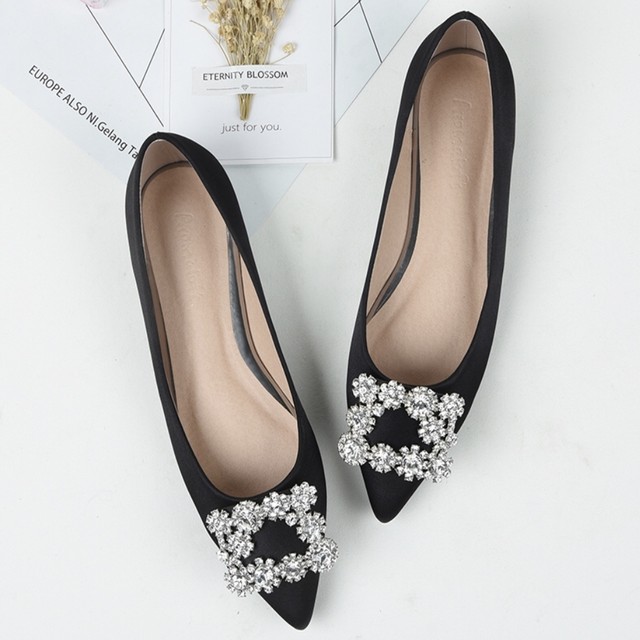 人気のファッショントレンド ラブリーフラット シューズ キラキラ