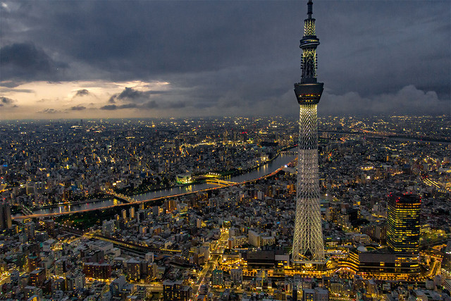 都内最安 夜景ヘリ遊覧 18分都内最安のおとくなプランチケット スカイツリーをぐるっと一周 都内最安の東京夜景フライト Airos Skyview ヘリクルージングチケット