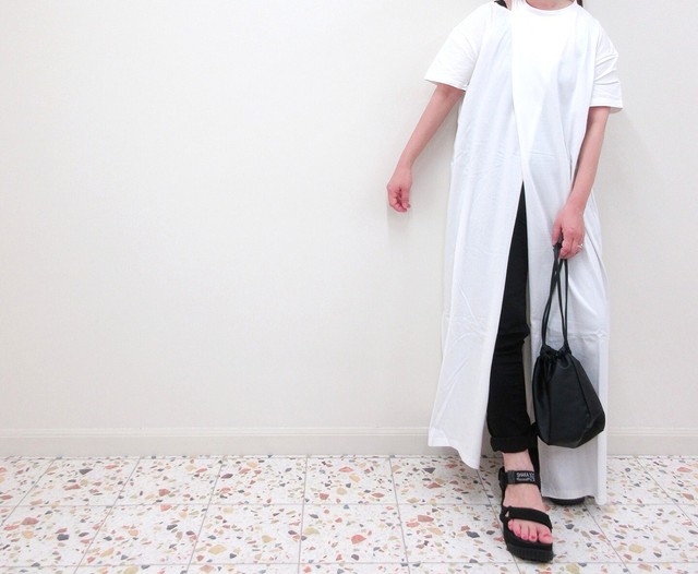 スリットアシンメトリーtシャツワンピース Pop Up By Positiva