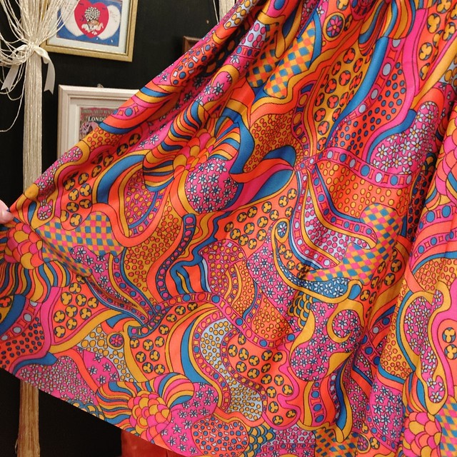 祝開店 大放出セール開催中 モッズ サイケワンピース ひざ丈ワンピース Williamsav Com